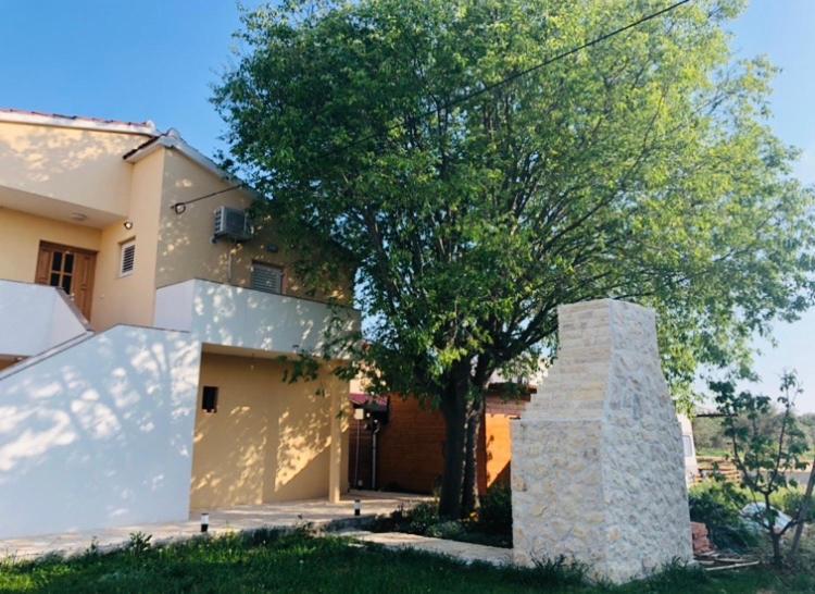 Apartmani Veronika Sukošan Kültér fotó
