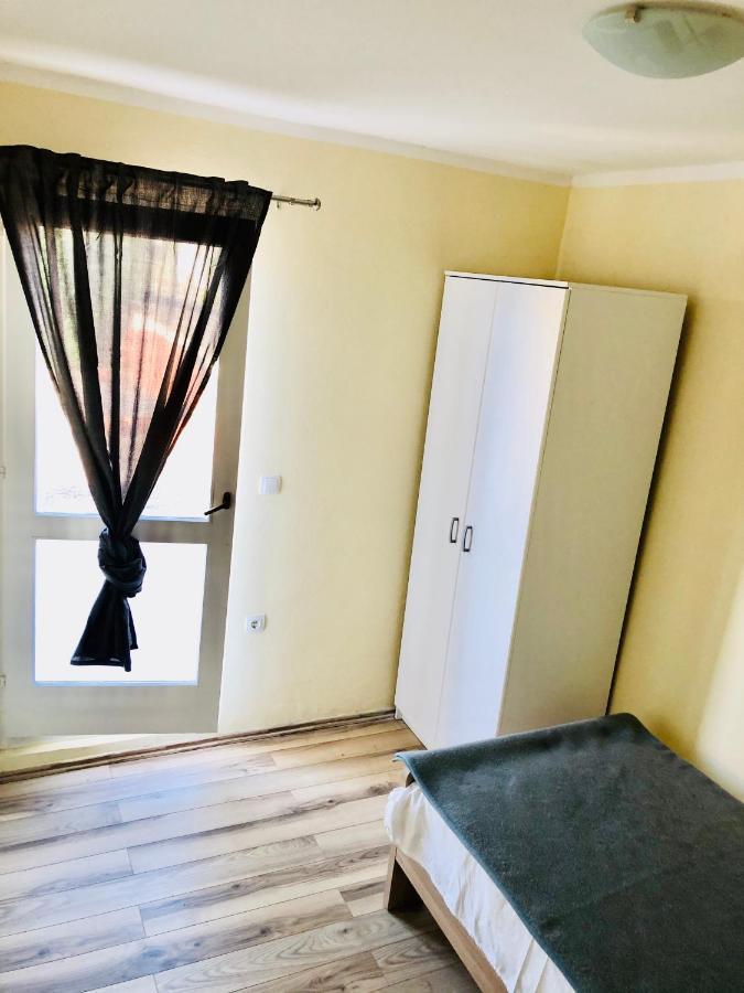 Apartmani Veronika Sukošan Kültér fotó