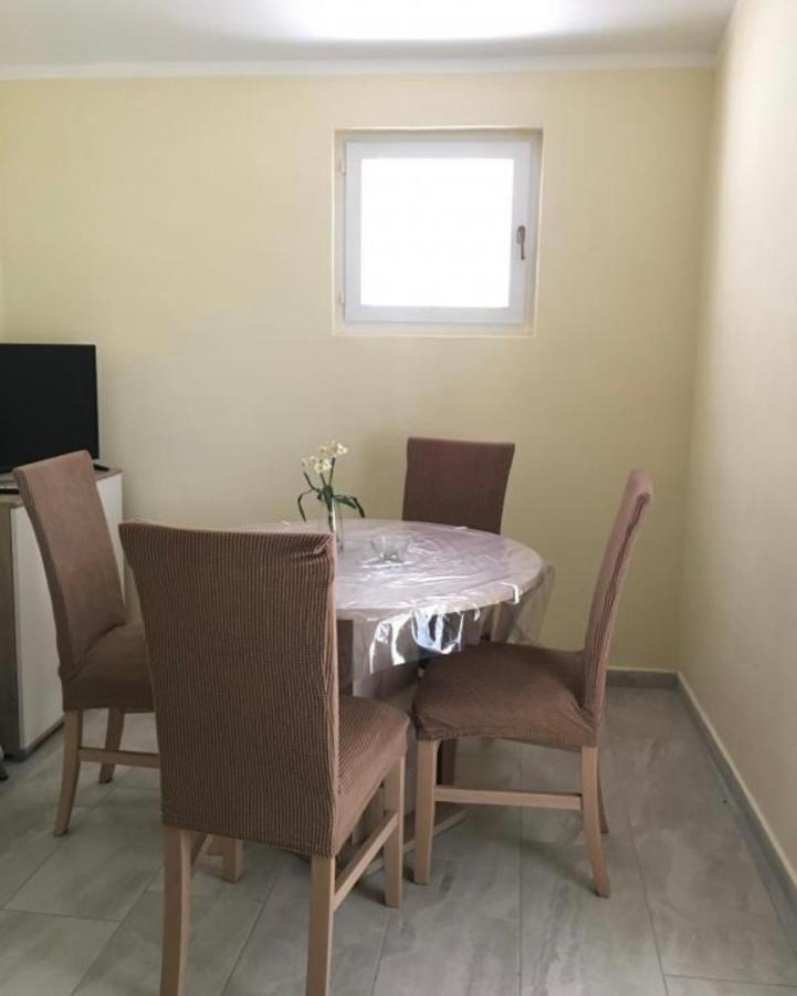 Apartmani Veronika Sukošan Kültér fotó